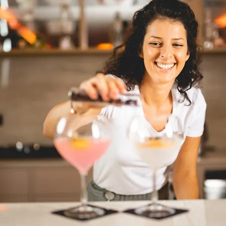 Hilton Costabella And Отель