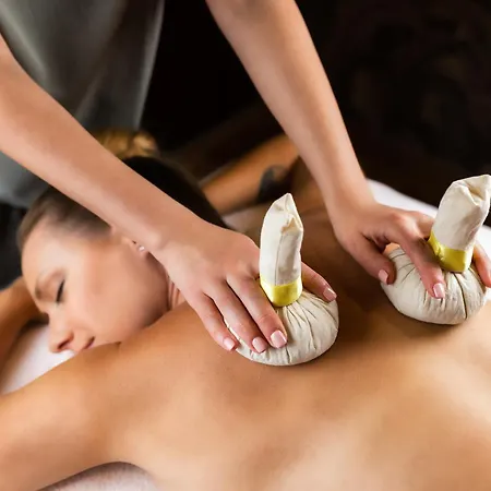 Hilton Costabella And Отель Риека