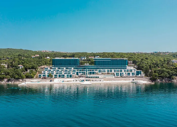 Hilton Costabella And