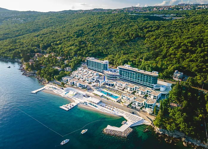 Hilton Costabella And リエカ