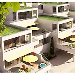 Hilton Costabella And