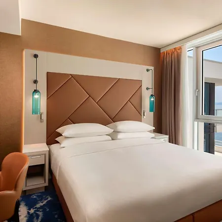 Hilton Costabella And 酒店 5*