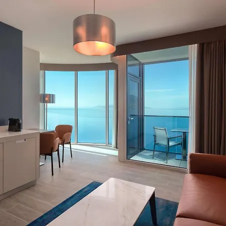 Hilton Costabella And 5*