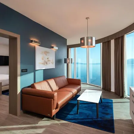 Hilton Costabella And 5*