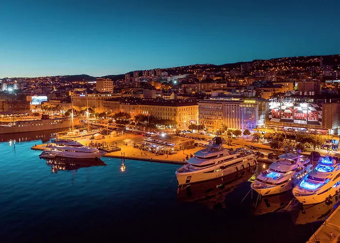 Hilton Costabella And