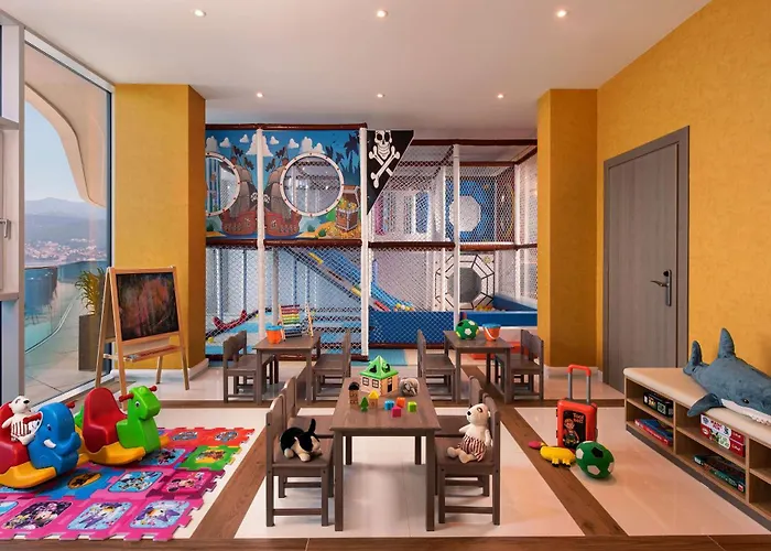 Hilton Costabella And 5*