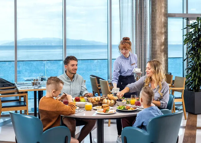 Hilton Costabella And