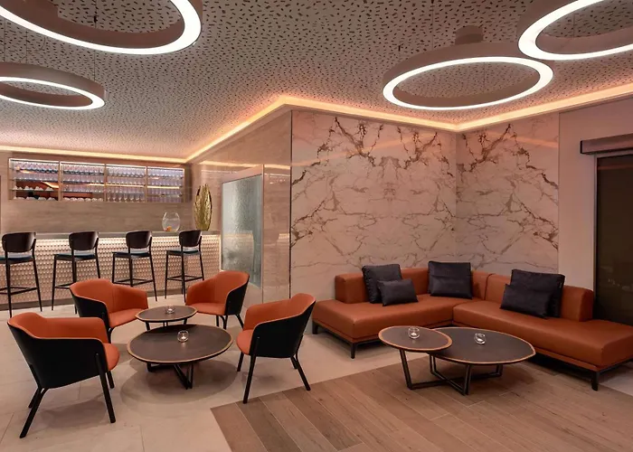 מלון Hilton Costabella And 5*