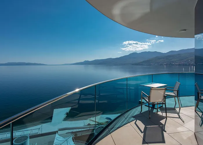 Hilton Costabella And מלון 5*