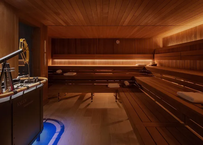 מלון Hilton Costabella And 5*